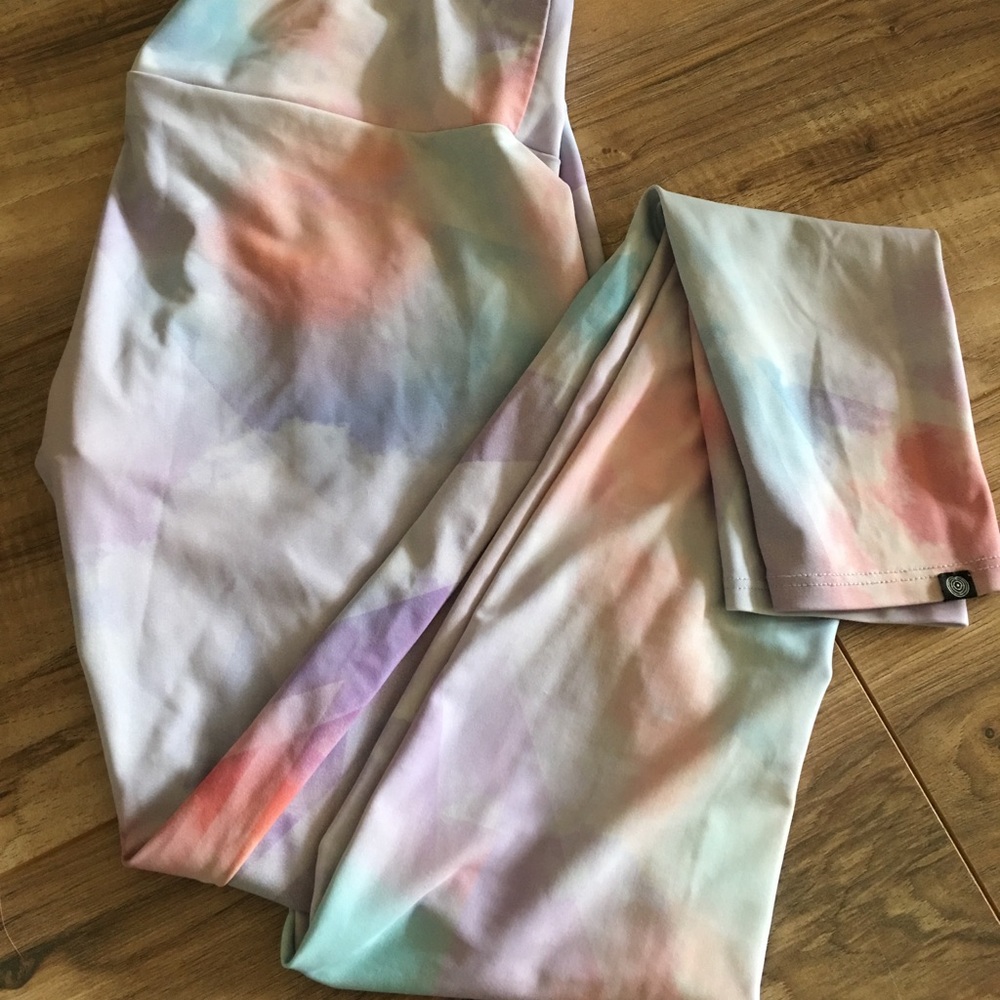 Onzie workout leggings